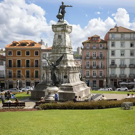 Opo Ribeira I * Porto